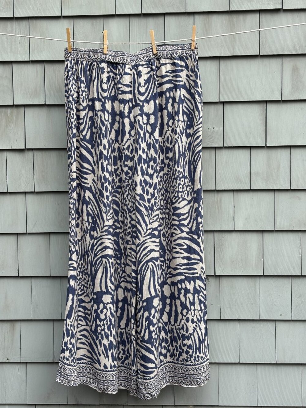 Molly Bracken Wide Leg Pants Navy Cream Animal Print Size XL NWT - Picture 3 of 7